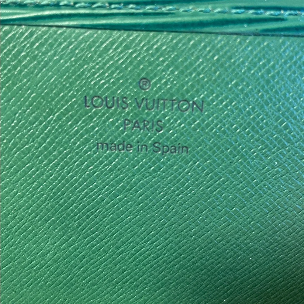 Louis Vuitton Green Epi Leather Long Wallet